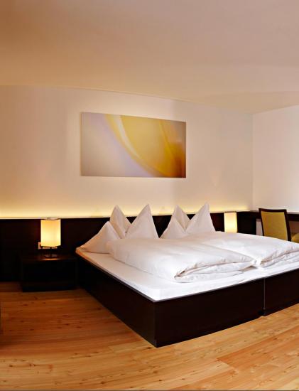 Living and sleeping area - Family Wellbeing Suite