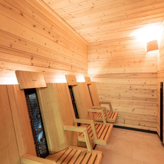 Infrared sauna